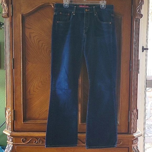 Levi's 515 Nouveau Boot cut Jeans - Picture 3 of 9